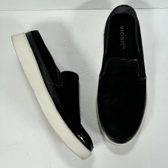 Vionic Effortless Black Nubuck Slip-On Shoes Women’s Size 8 - Picture 1 of 10